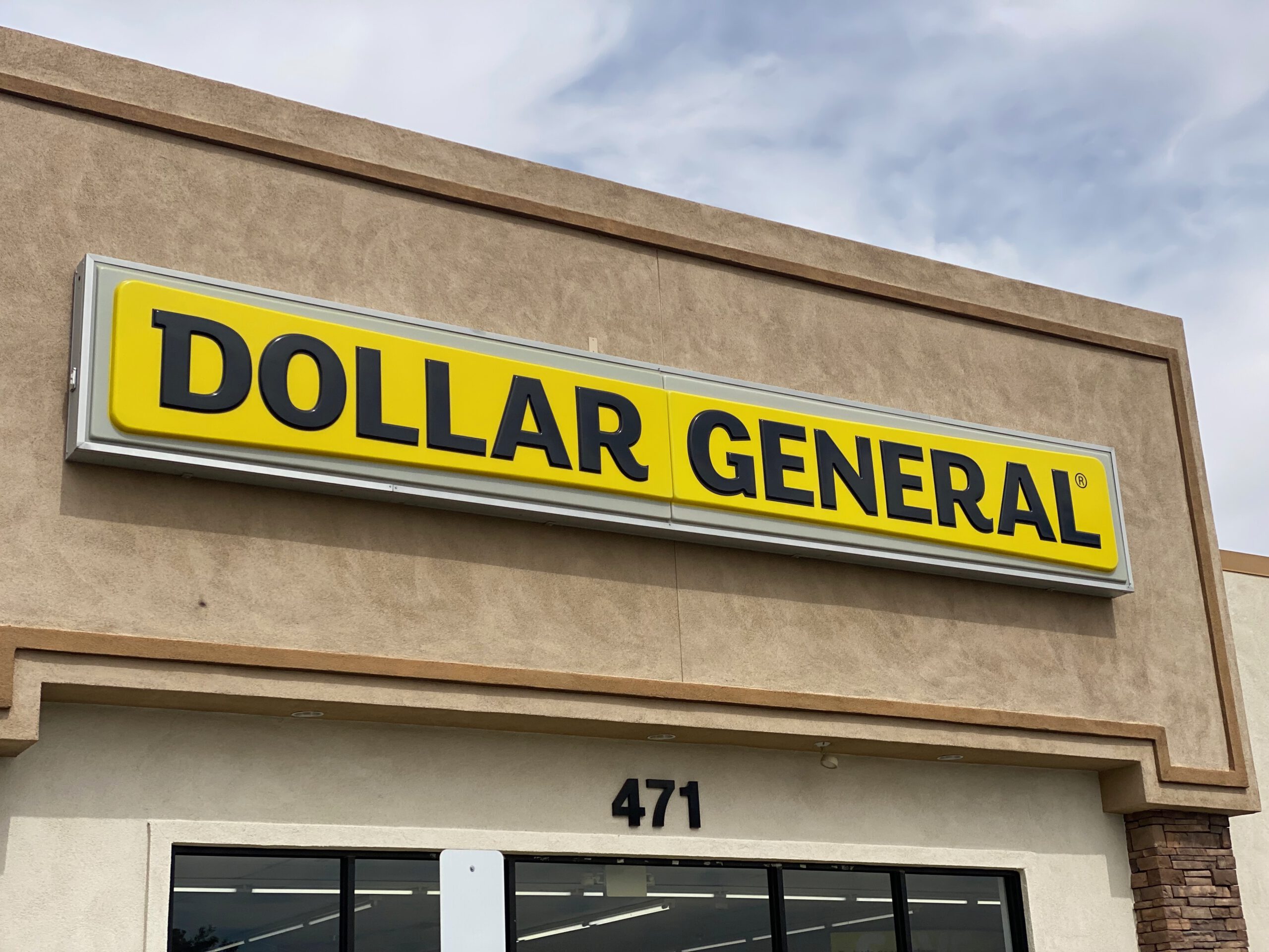 Dollar General Barstow California sign above the entrance at 471 Rimrock Road, photographed during a Mojave Desert road trip.