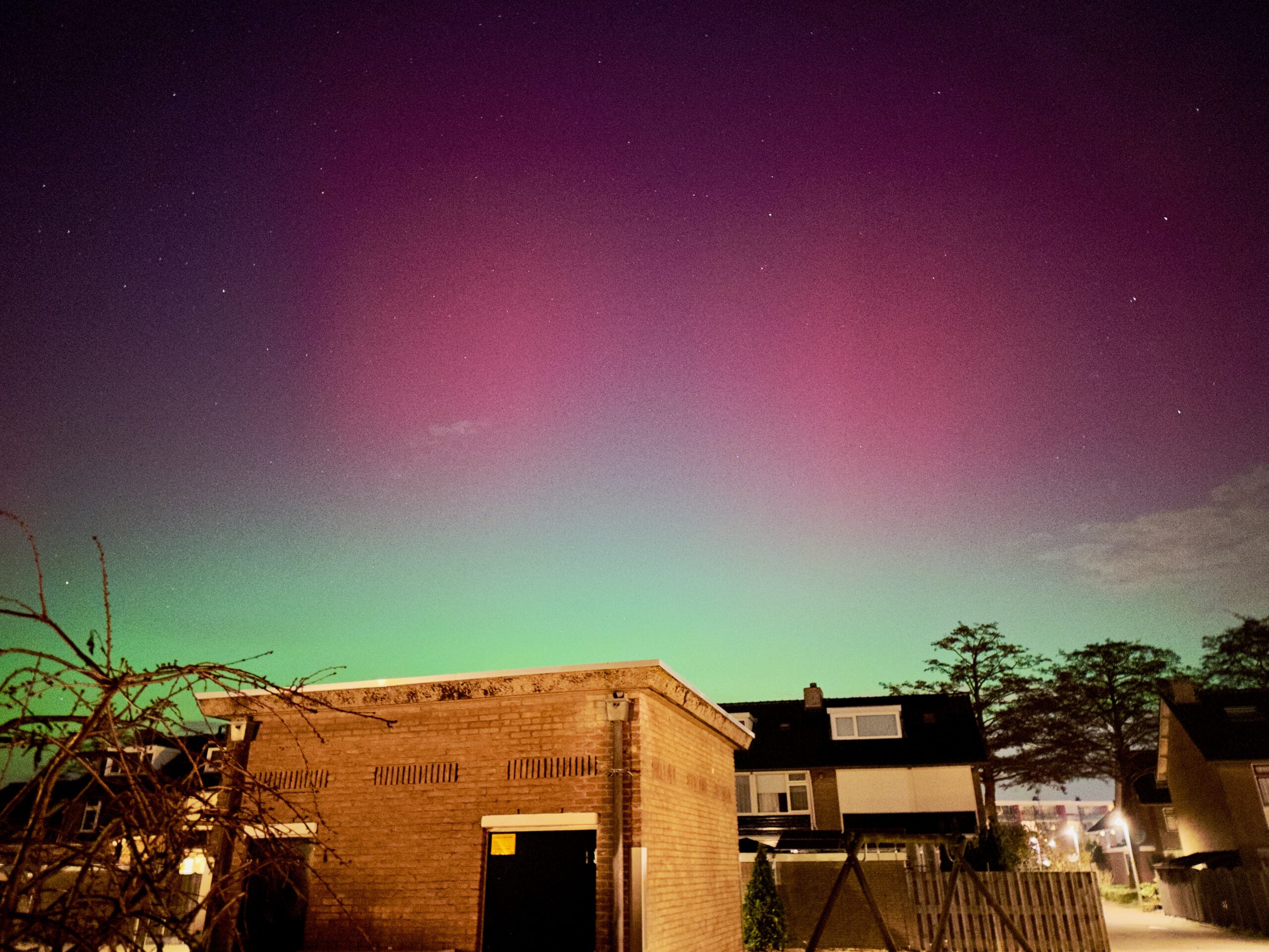 Northern Lights Netherlands January 2026 visible above Waddinxveen, rare aurora borealis lighting up the Dutch night sky on January 19, 2026