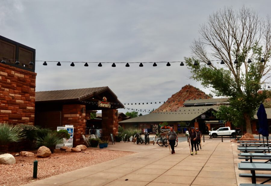 Arizona roadside shopping stop, a scenic example of reliable stores in America with local businesses, desert atmosphere, and traveler friendly amenities