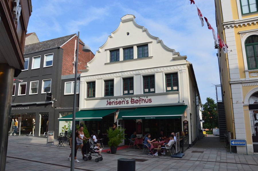 Jensens Bofhus Sonderborg review showing the former Jensens Bøfhus restaurant exterior on Perlegade in Sønderborg Denmark
