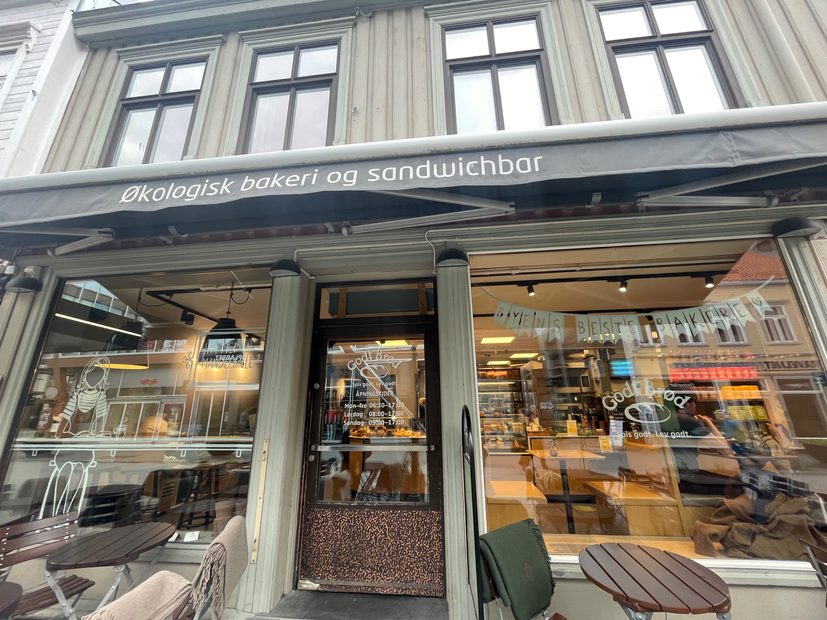 Godt Brød Trondheim exterior on Thomas Angells gate with bakery windows, outdoor tables and organic sandwich bar signage