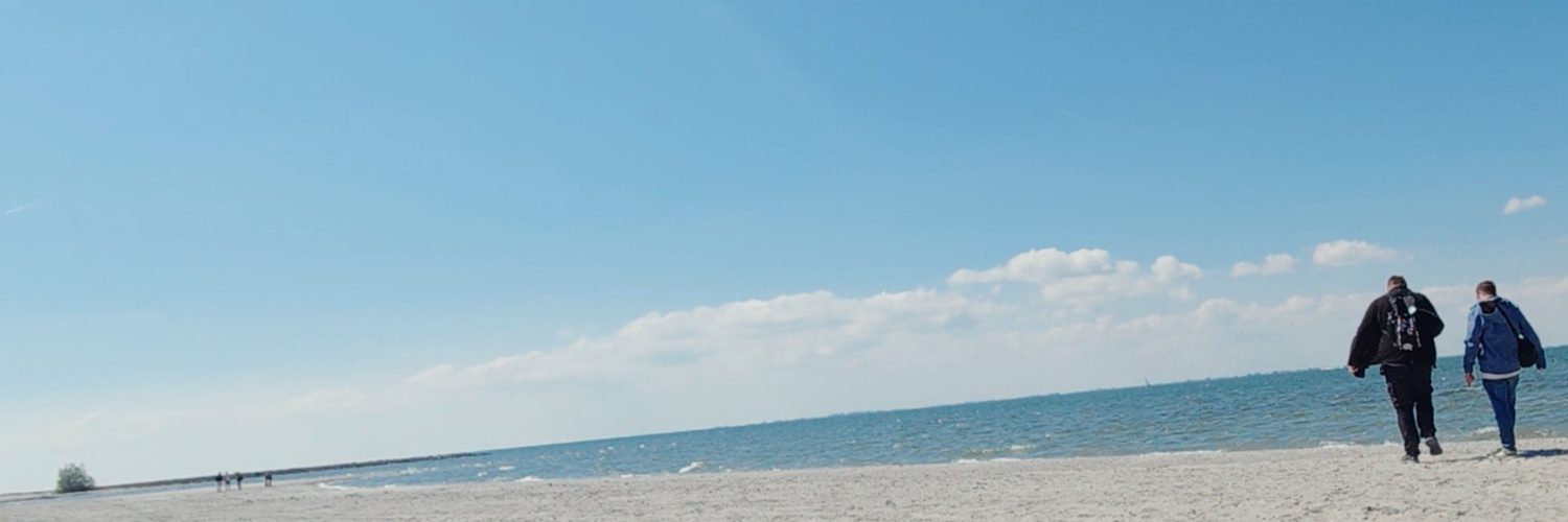 Pokémon GO Marker Wadden beach walk with players exploring the remote island during Community Day